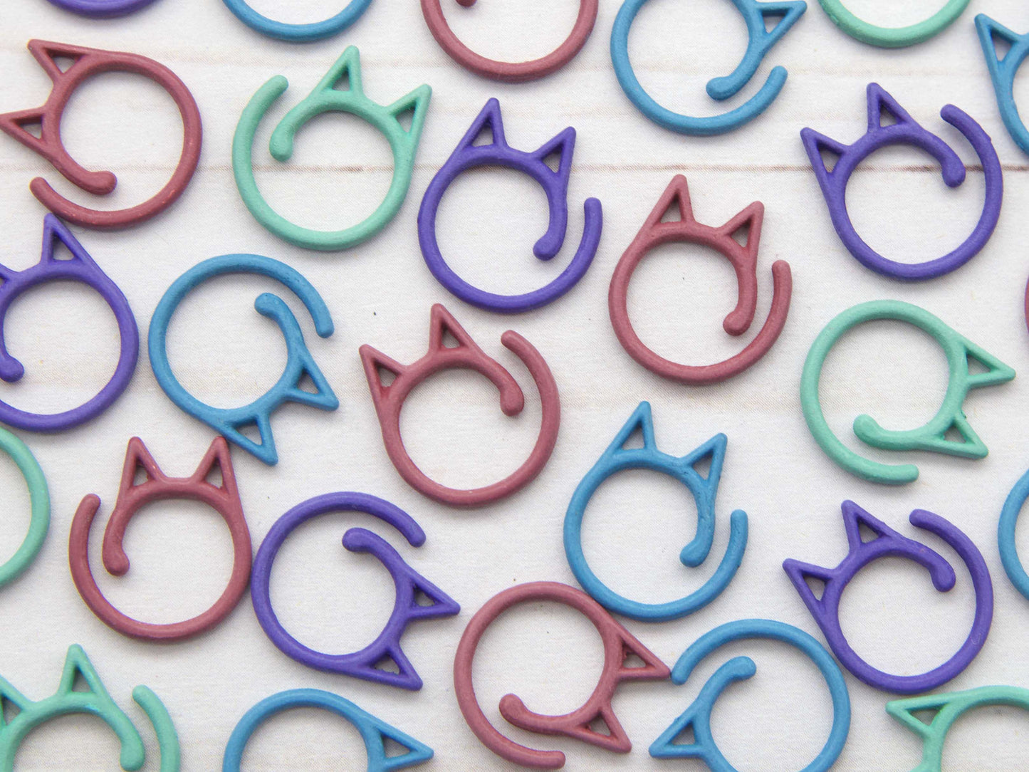 Colorful Cat Split Ring | Stitch Markers - Granite State Yarns