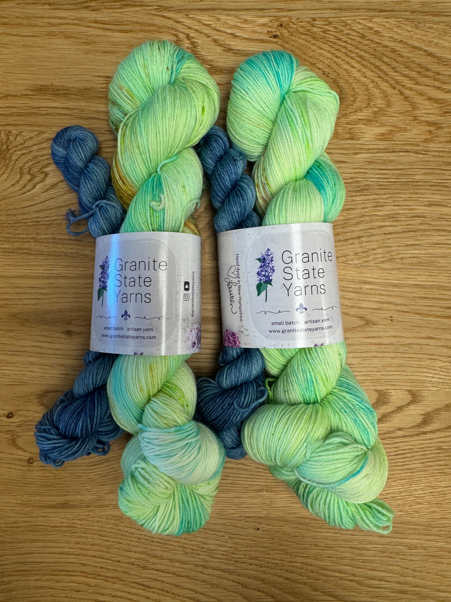 She’s Electric Sock Set