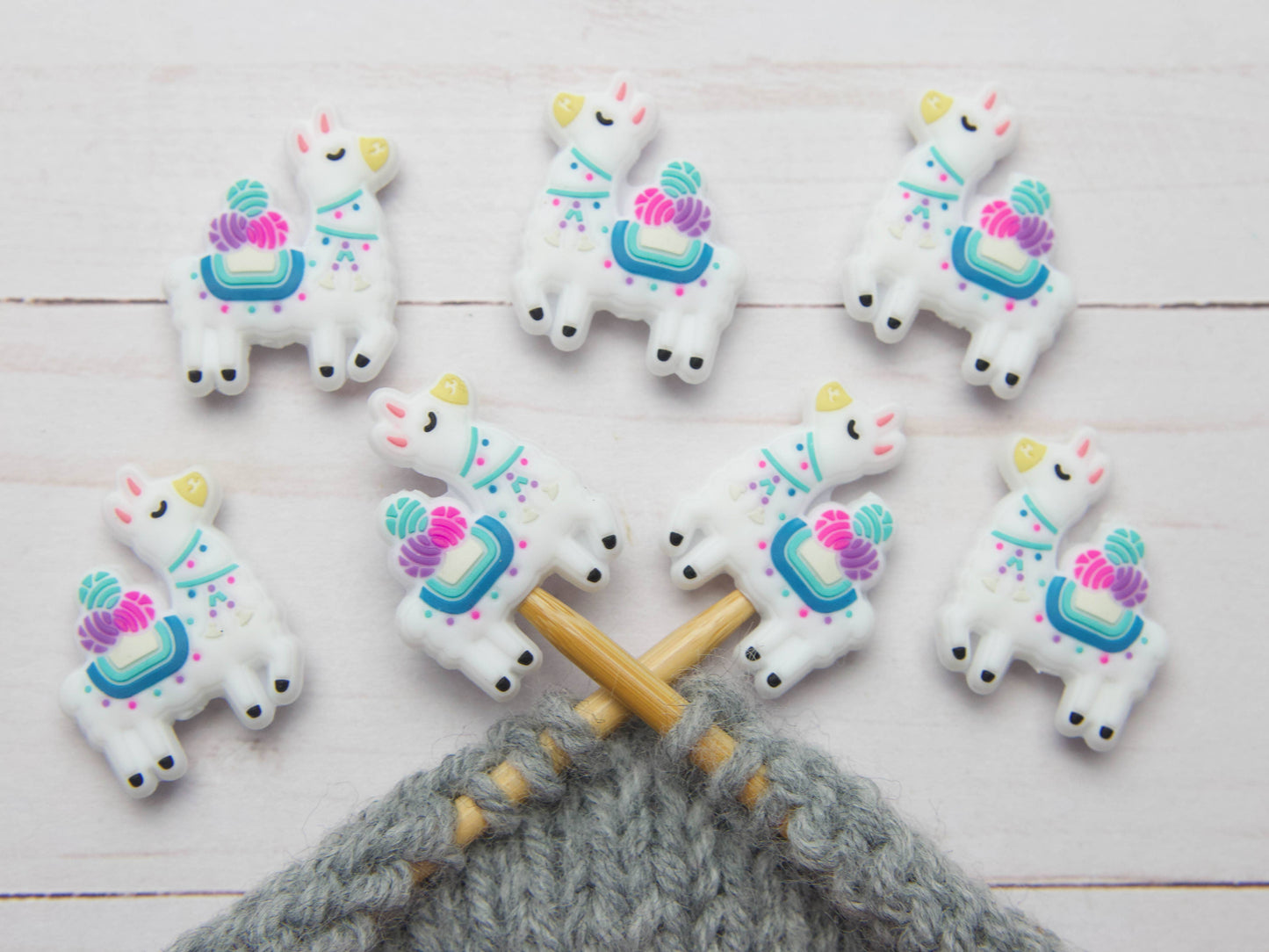 *Small Hole* Yarn Loving Llama | Stitch Stoppers