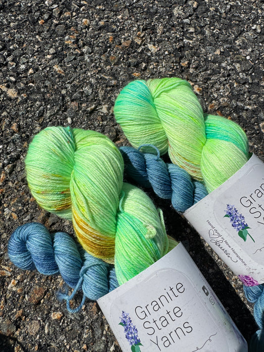 She’s Electric Sock Set